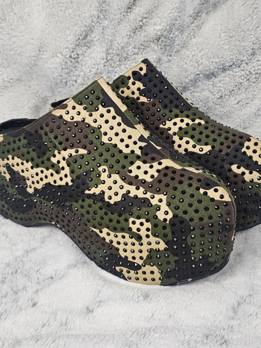 Azalea Wang 10 Hydra Camo Rhinestone Embellished Platform Clog Camouflage Curved
